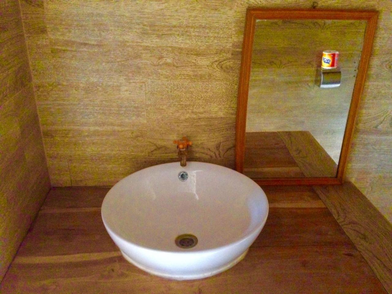 Lakey Beach Inn Hotel Huu Zewnętrze zdjęcie